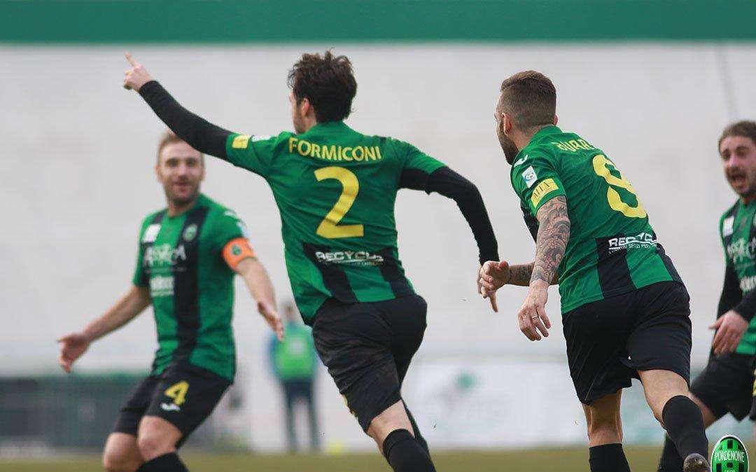 Pordenone Calcio: "Daje Formiconi!"