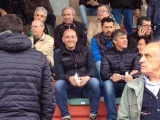 Rossitto chiese scusa, Brevi se ne va sorridendo