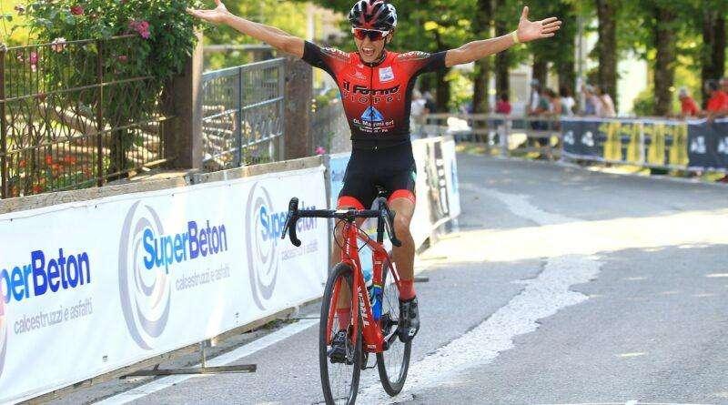 Ciclismo: Mosca vince Trofeo Emozione 2021 