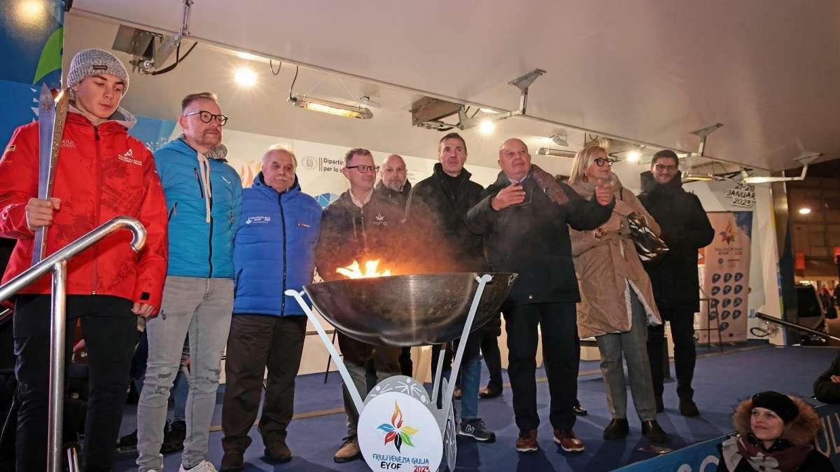 ROAD TO EYOF2023 FVG: tanta gente a Pordenone per l’arrivo della Torcia