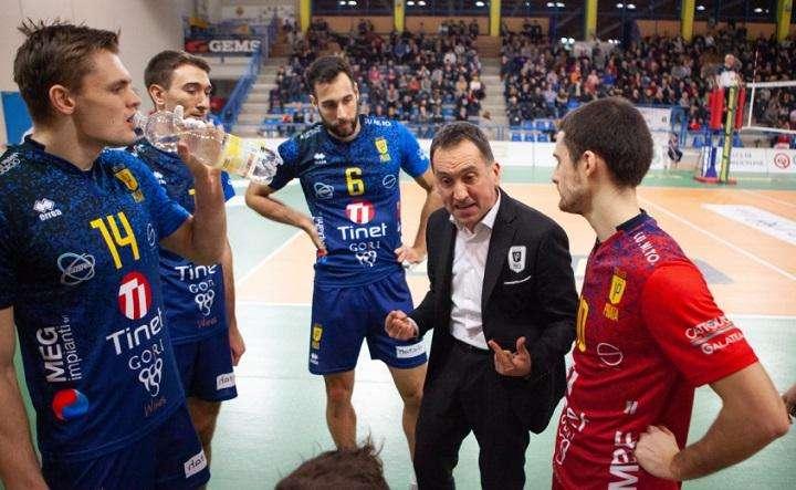 Volley: Tinet Gori Wines Prata, Cuttini ai saluti