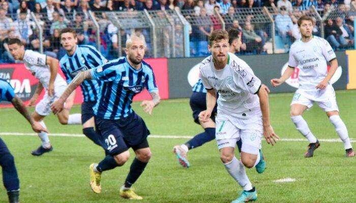 L'extra campo non turba i ramarri; Lecco-Pordenone 0-1, la cronaca