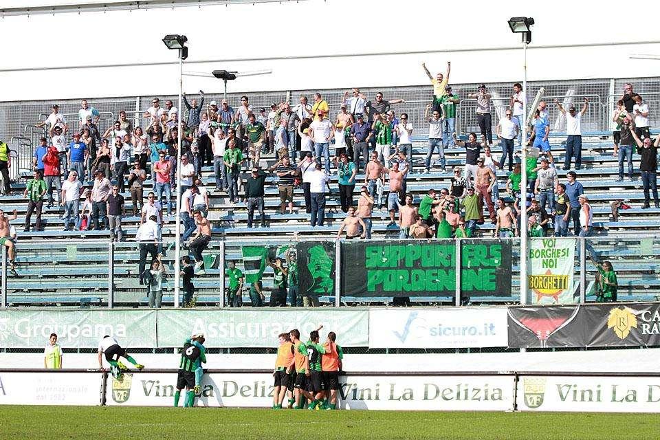 Pordenone-Renate, biglietto gradinata a metà prezzo