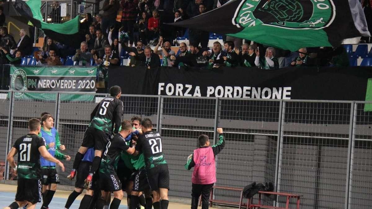 Pordenone Calcio: Ramarri contro i leoni del Garda