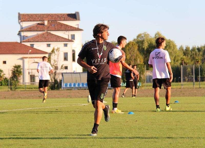 Pordenone Calcio: Rastelli verso Cagliari?