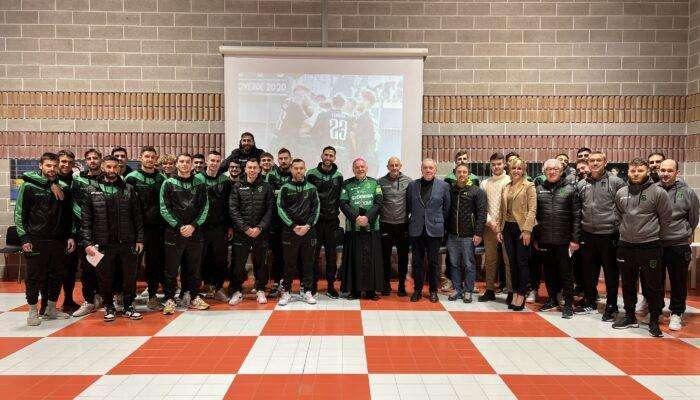 Pordenone Calcio: il Vescovo Pellegrini incontra la squadra