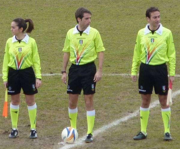 Pordenone-Pisa, la terna arbitrale