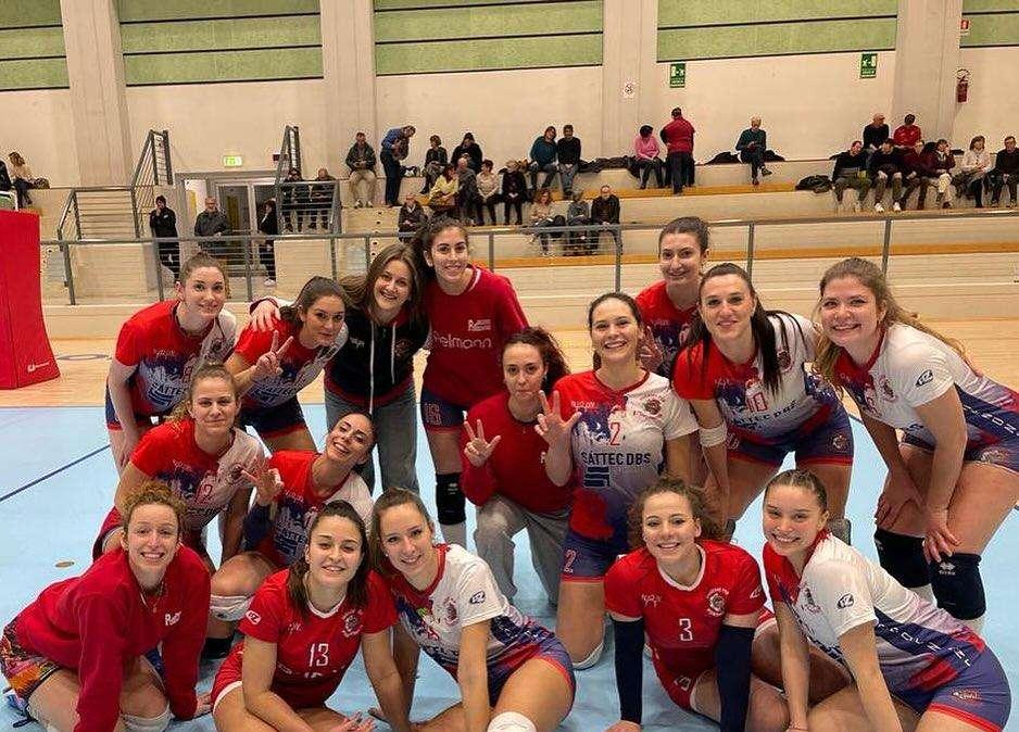 Volley: serie C, stop per il maschile mentre vincono le ragazze dell'Insieme