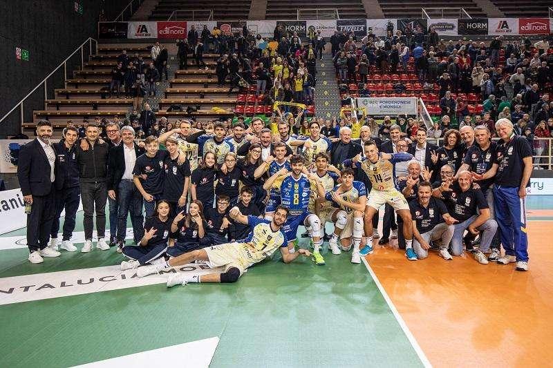Volley: la Tinet Prata batte Brescia e almeno per una notte è in testa alla classifica