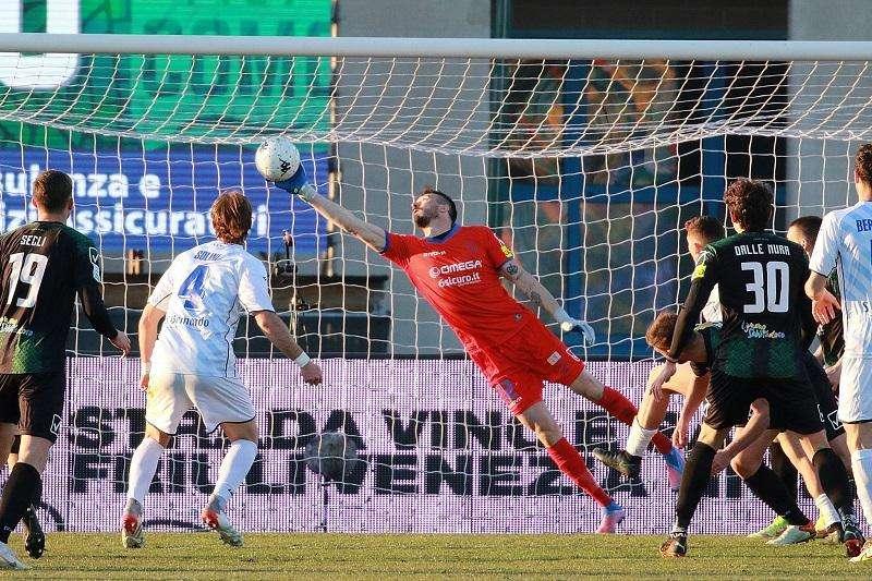 Pordenone Calcio: i numeri di Samuele Perisan (VIDEO)