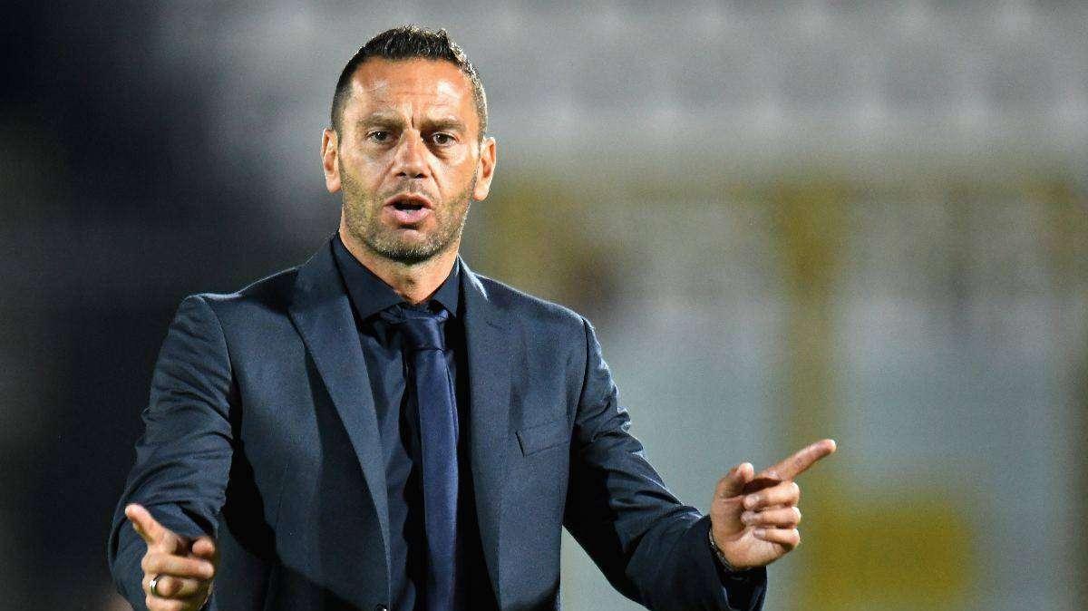 Pescara: mister Zauri rassegna le dimissioni