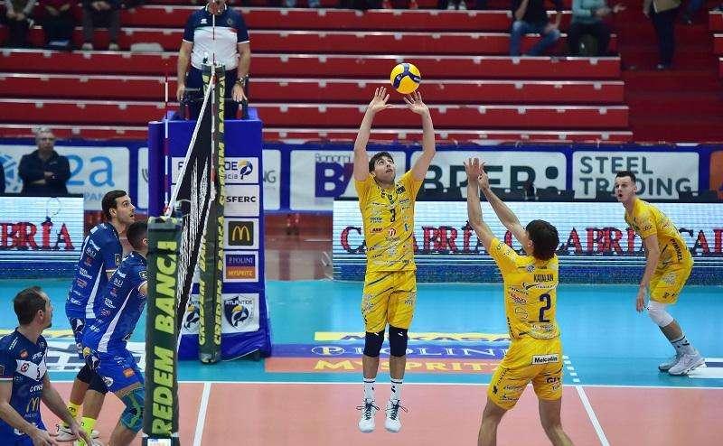 Volley: la Tinet Prata combatte ma il tie break premia Brescia