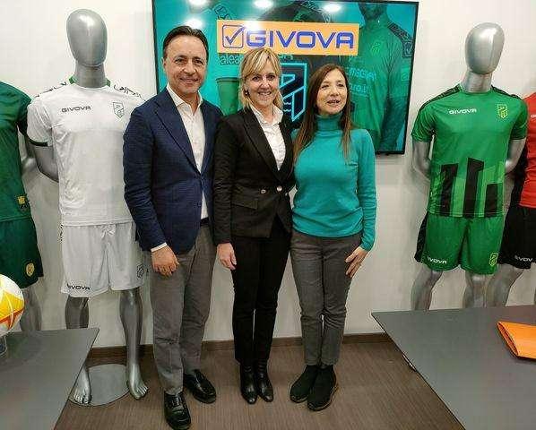 Pordenone Calcio: le maglie dei ramarri 2023/24 disegnate dai ragazzi del liceo Galvani di Cordenons