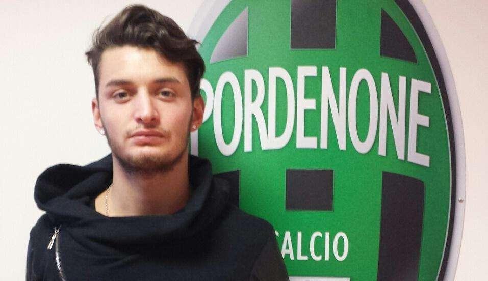 Ufficiale: ingaggiato l'attaccante Ravasi, prestito dall'Hellas Verona