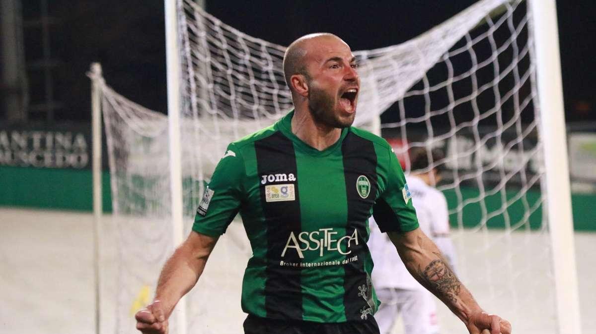 Pordenone Calcio - Berrettoni: "Una vittoria bella, storica. Il futuro? Io voglio rimanere"
