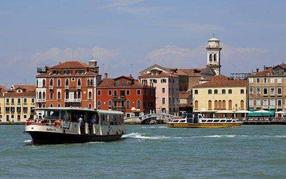 Venezia-Pordenone, vaporetto speciale per i tifosi neroverdi