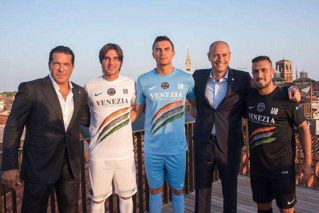 Pordenone Calcio: Contro i ramarri il Venezia inaugura la nuova divisa