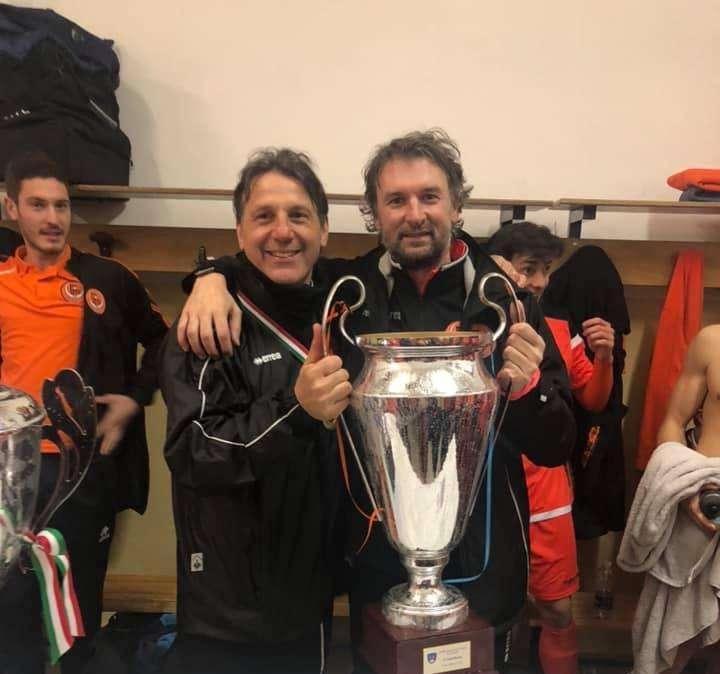Coppa Italia Eccellenza, la Manzanese dell'ex neroverde Rossitto alza il trofeo