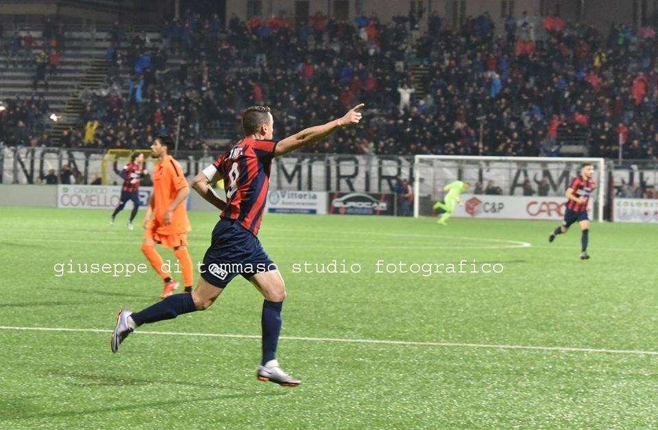 E POI ARRIVA LUI!