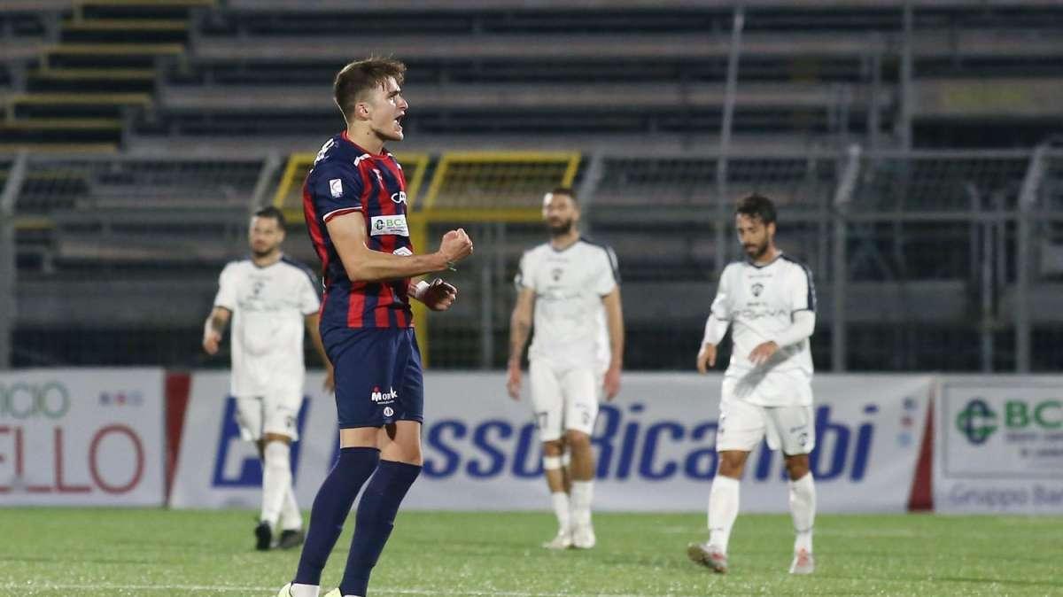 L’ex difensore del Potenza, Di Somma, ora al Sorrento: “Complimenti fanno piacere, ma non fanno classifica"