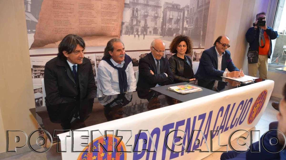 Foto Mancino.