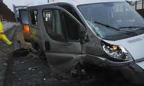 Schianto in autostrada per un mini bus di tifosi salernitani diretti a Brescia...