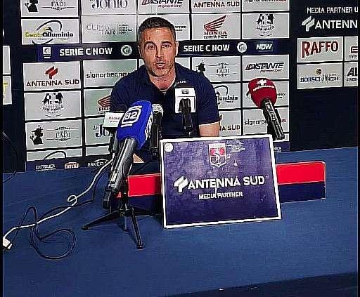 Potenza, mister Marchionni: "Ai tifosi chiediamo scusa per il primo tempo ma devono starci vicini per conquistare la salvezza"