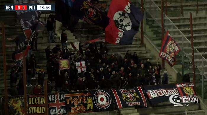 I tifosi rossoblu al Granillo