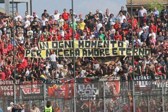 Daspo per dieci tifosi della Nocerina...