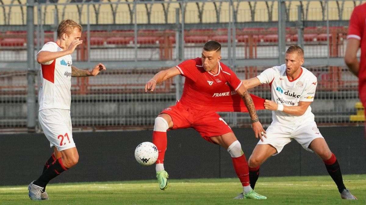 Per l'attaccante potentino Murano esordio da sogno in Serie B