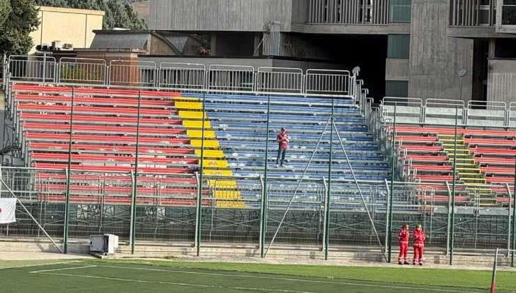 Un solo cuore granata sugli spalti del "Viviani"!