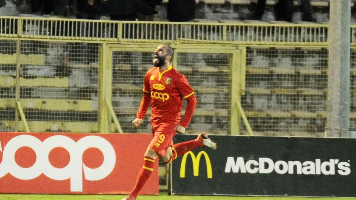 Potenza, niente da fare per Infantino... il calciatore resta alla Carrarese