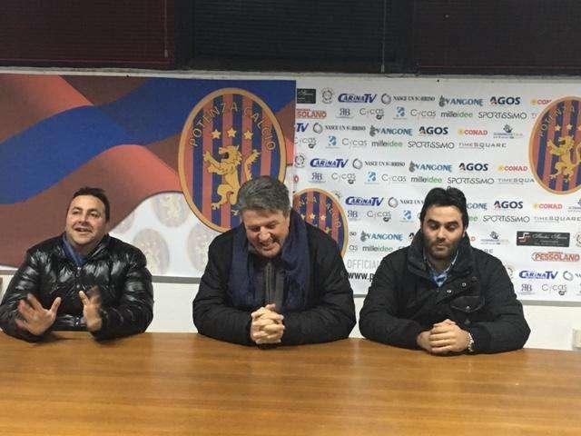 Vertolomo: "Greco oasi nel deserto".