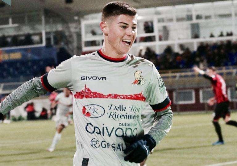 Il Picerno pregusta la vittoria ma il Sorrento raggiunge il pareggio in pieno recupero, al "Viviani" il finale è uno a uno