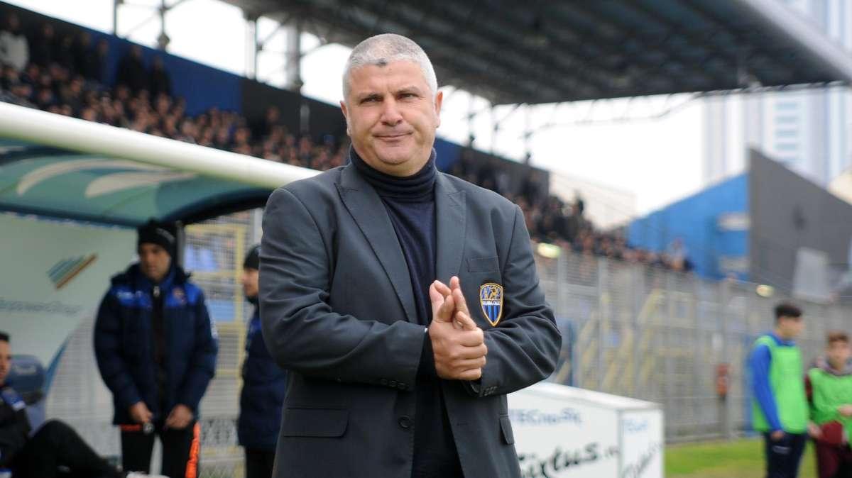 Il Foggia dell'ex Potenza Mario Somma cade al Partenio, il tecnico: "Resto meravigliato per la brutta prestazione del primo tempo"