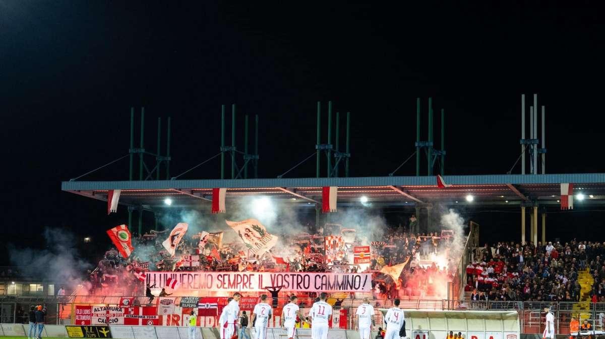 Altamura, continua il rebus stadio: "Non possiamo neanche far partire la campagna abbonamenti"