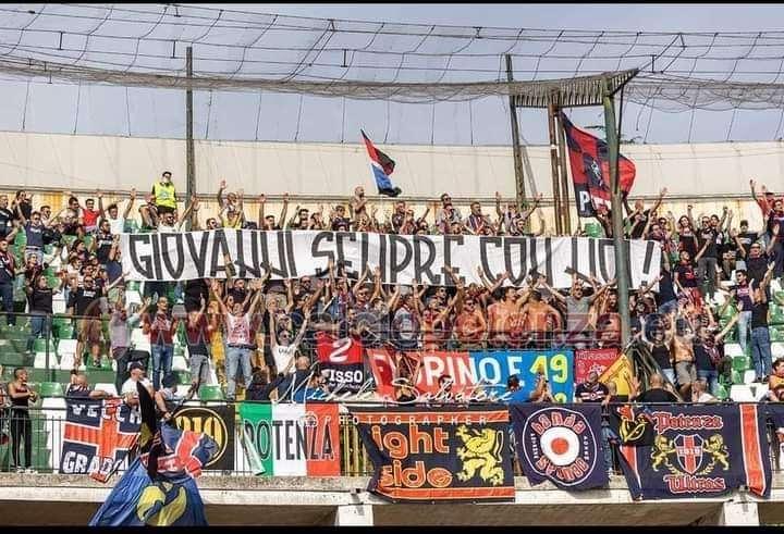 I TIFOSI DEL POTENZA AD AVELLINO HANNO RICORDATO GIOVANNI BILOTTA
