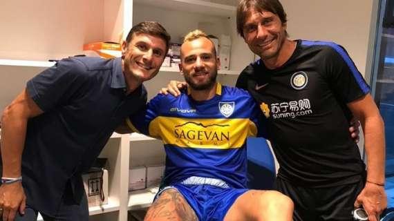 Brutto infortunio per l'ex calciatore del Francavilla sul Sinni D'Auria ma a consolarlo ci sono Conte e Zanetti