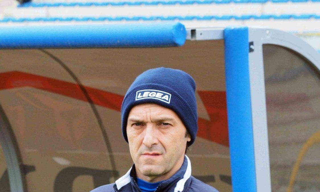 Messina Fc, l'allenatore Rigoli esonerato mentre in ospedale lotta contro il Covid-19
