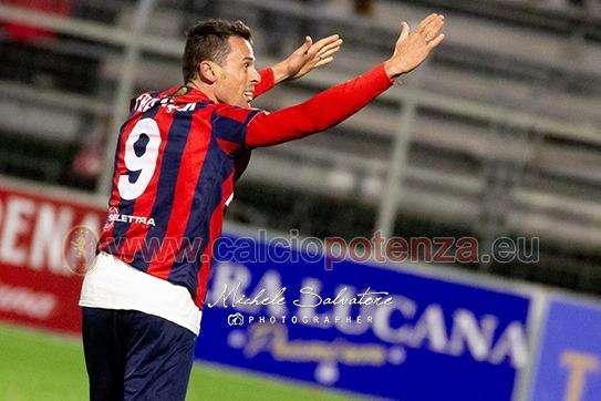 Non poteva mancare Carlos França nella Top 11 di questa settimana del Girone C.