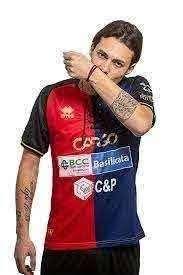 Avellino l'ex Potenza D’Angelo non rinnova e non sarà convocato. Mister Braglia è duro in conferenza: “Chi vuole andare via, se ne vada”