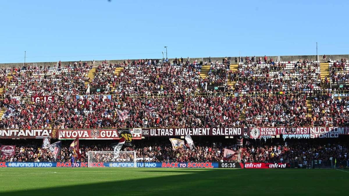 Salernitana-Potenza, la prevendita al momento è un flop