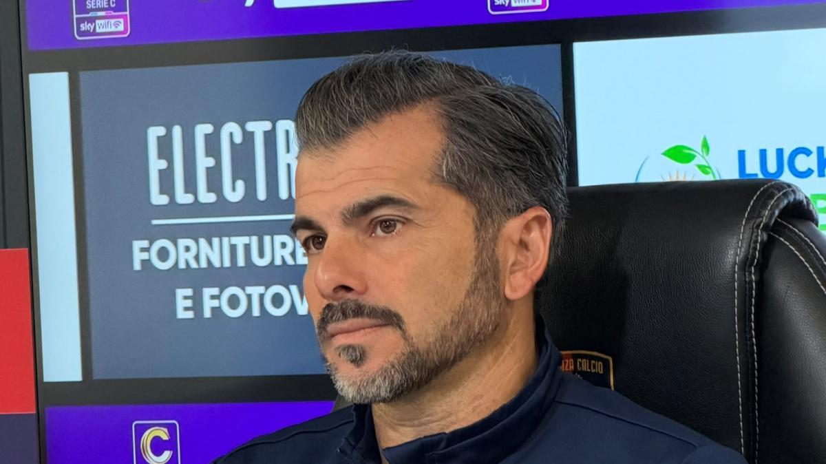 Verso Potenza-Crotone, mister Tisci: "Domani gara piena di insidie"