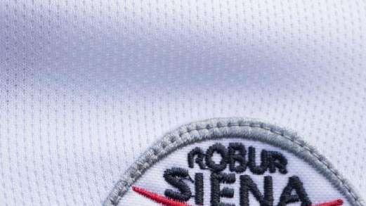 Non solo Casertana e Catania, anche il Siena non ha pagato gli stipendi.