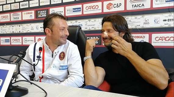 ANDIAMO AVANTI.