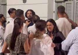 Mi scappa la pipì!  Lite a Forte dei marmi tra un residente e i romanisti Cristante e Spinazzola