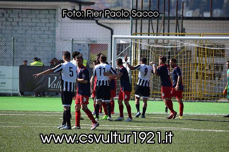 Foto Sacco.