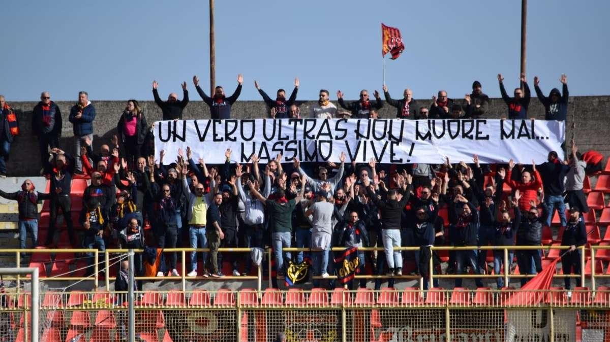 Catanzaro-Potenza si è giocata anche nel ricordo di Massimo Capraro