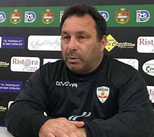 Serie D,  l'Acr Messina esonera Oberdan Biagioni