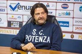 Salvatore Caiata: "Basta parlare di nuovo stadio perchè non si farà, pensiamo invece a cose importanti come chiudere le buche delle strade cittadine"